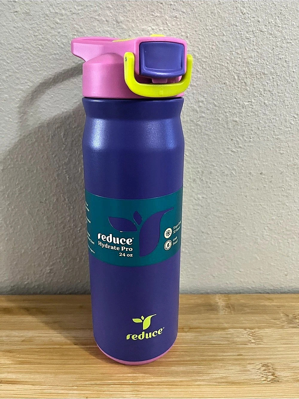 reduce Hydrate Pro 24 oz Water Bottle Purple & Pink